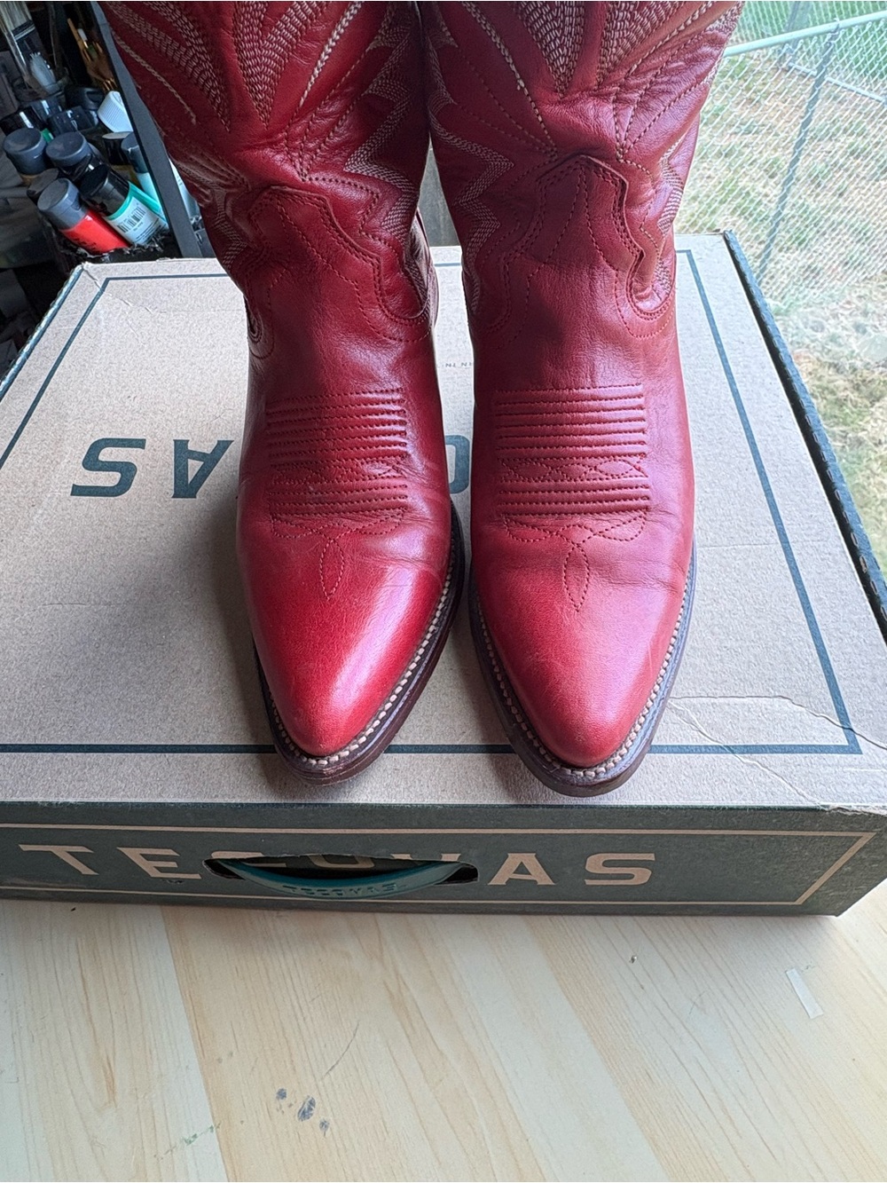 Tecovas Red Abby - Picture 4 of 7
